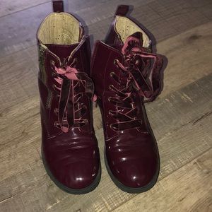 Girls size 3 maroon boots